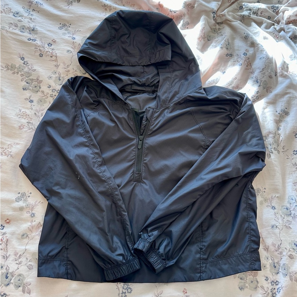 Lululemon cropped rain jacket